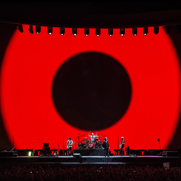 U2